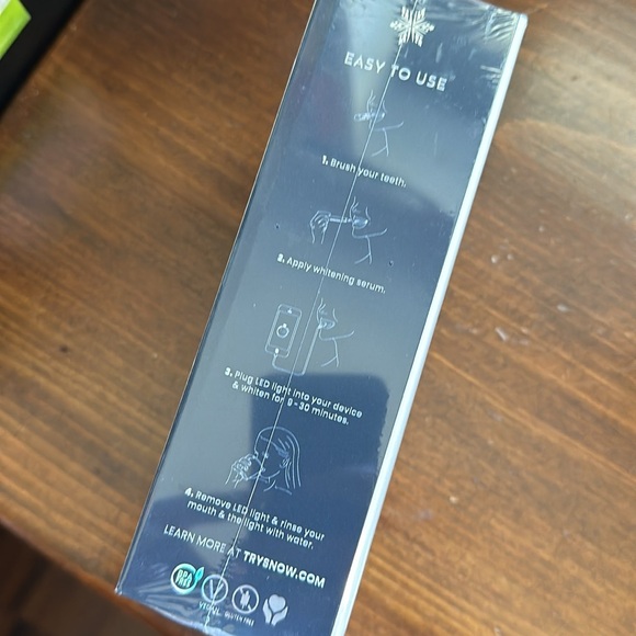 SNOW the original teeth whitening kit - Picture 3 of 5